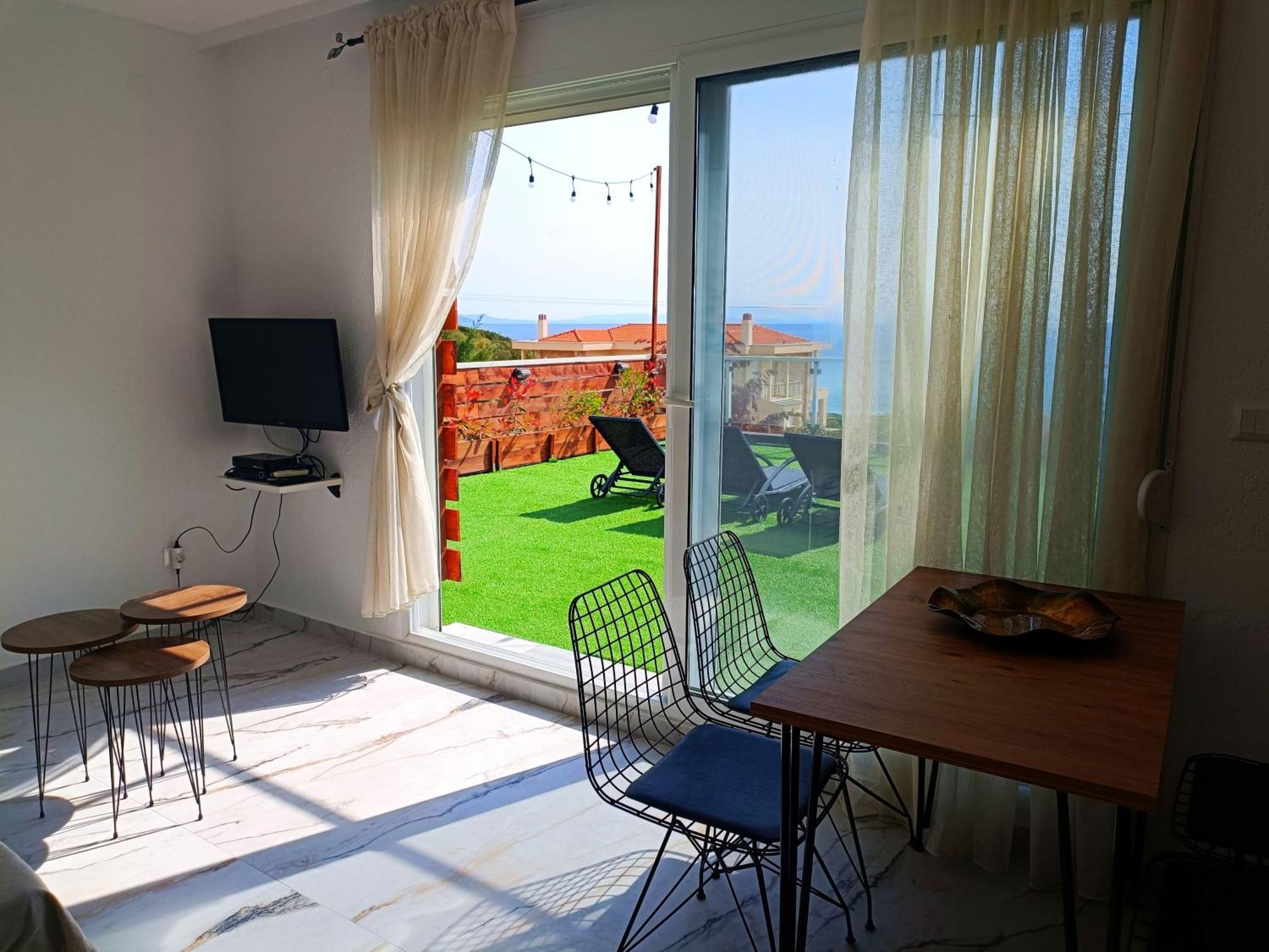 Salonikiou Beach Apartments & Villas Agios Nikolaos  Eksteriør billede