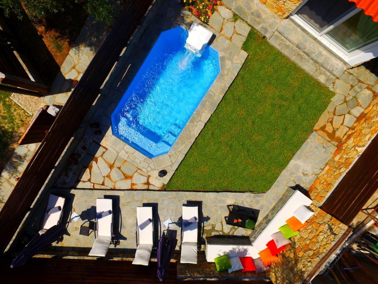 Salonikiou Beach Apartments & Villas Agios Nikolaos  Eksteriør billede