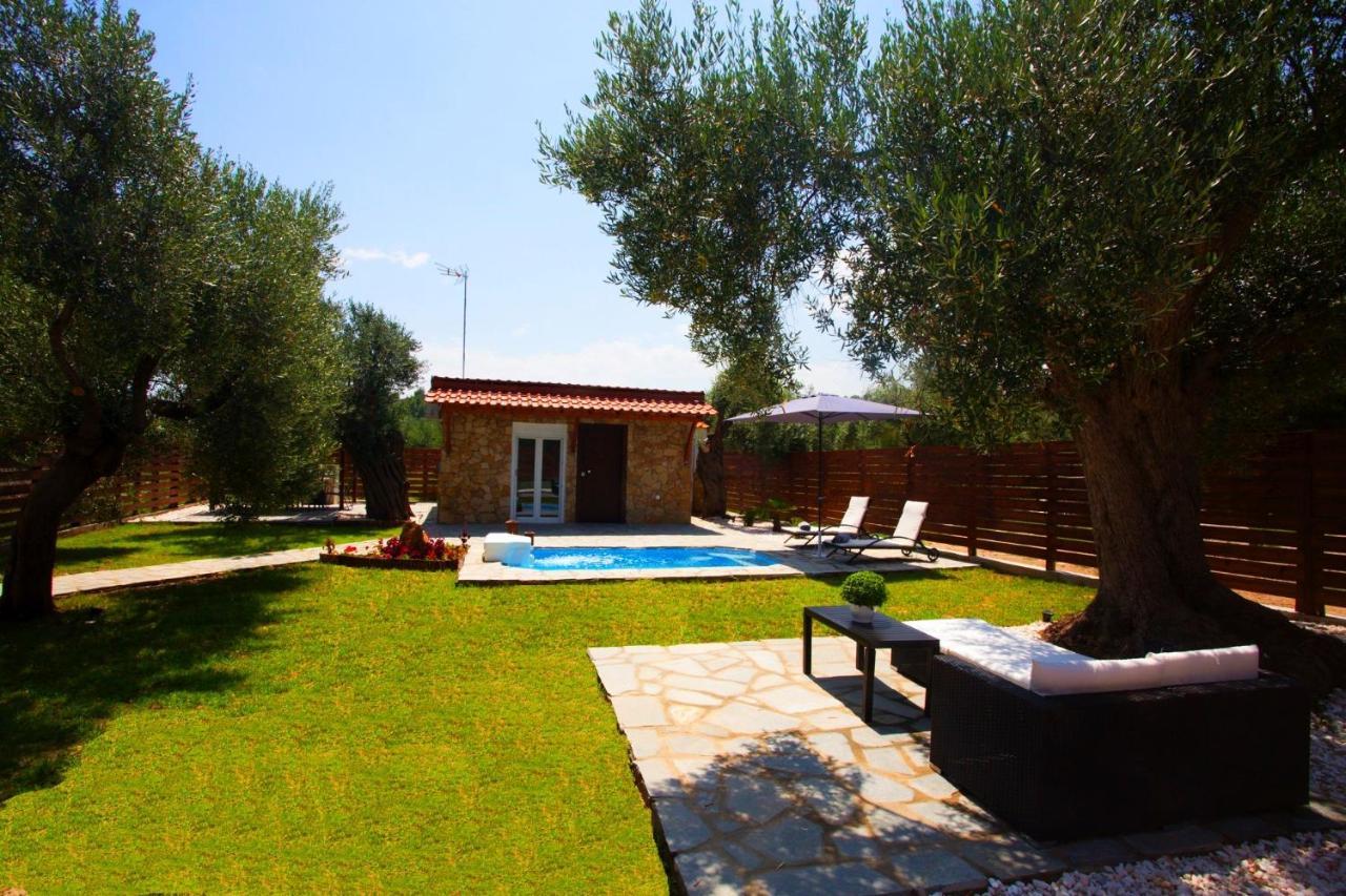 Salonikiou Beach Apartments & Villas Agios Nikolaos  Eksteriør billede